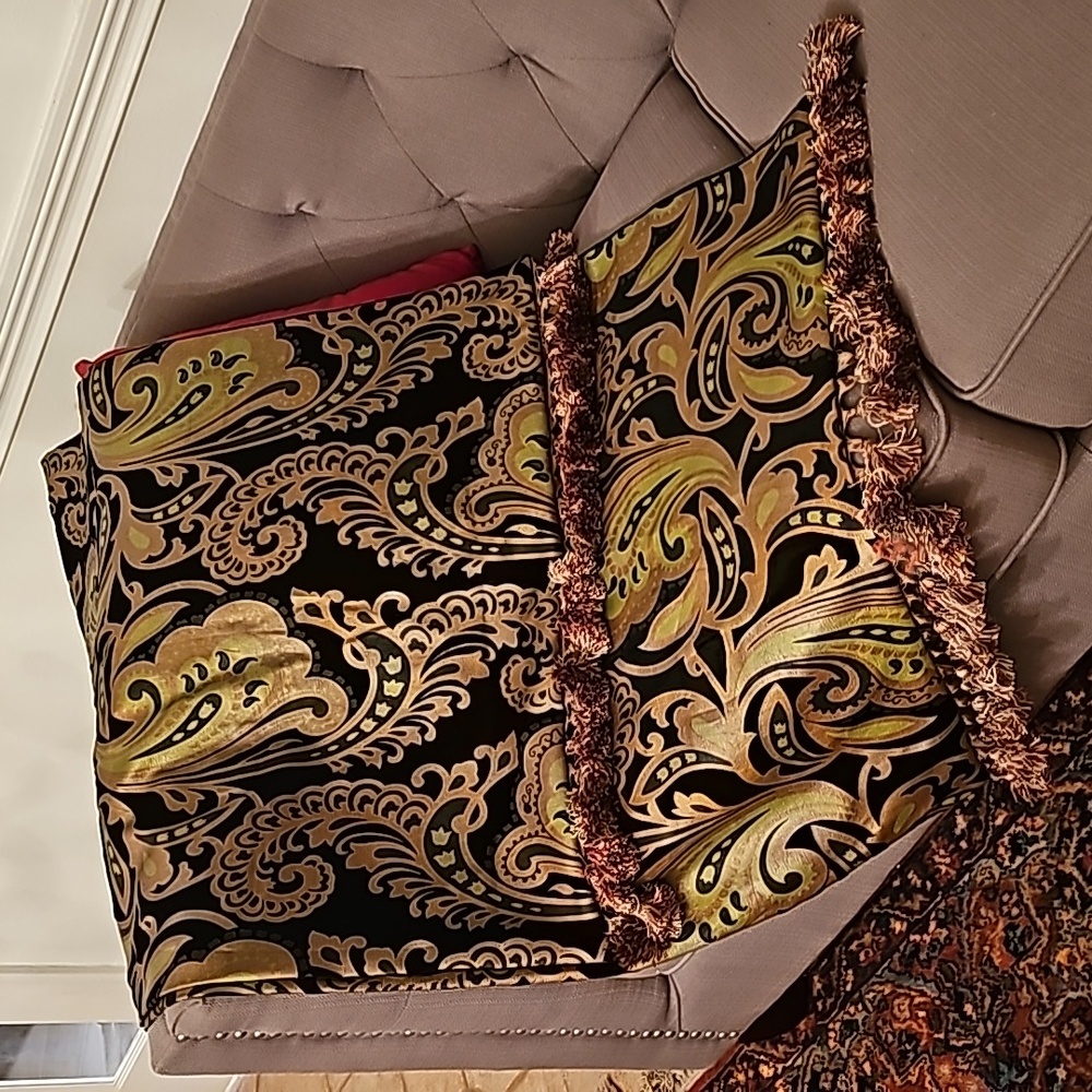 NEW beautiful  throw